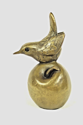 Wren On Apple by Oriele Bronze WL322