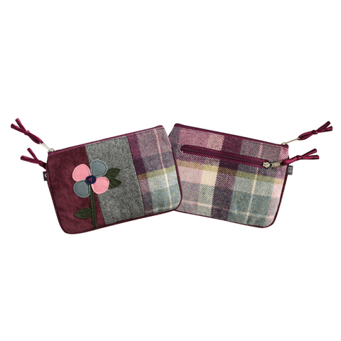 A fantastic Applique Juliet Flower Motif Purse From Earth Squared