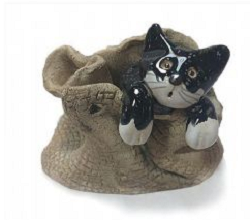 Enigma Designs Pottery Cat In A Sack